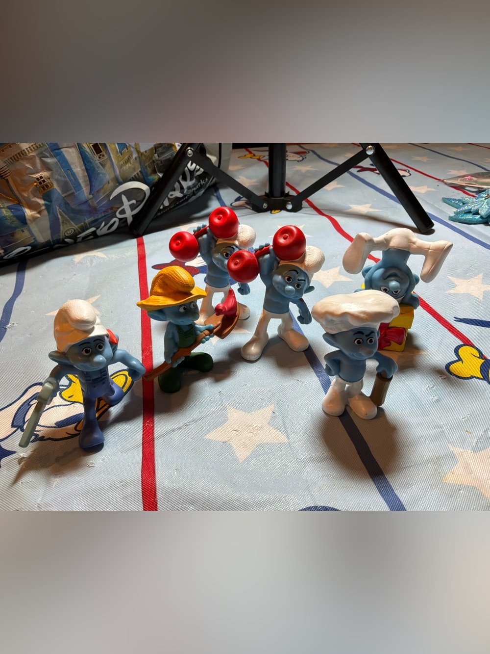 2011 Smurf figures bundle jokey 2 hefty, farmer figures